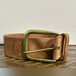 Stylish Brown Leather Belt with Brass Buckle